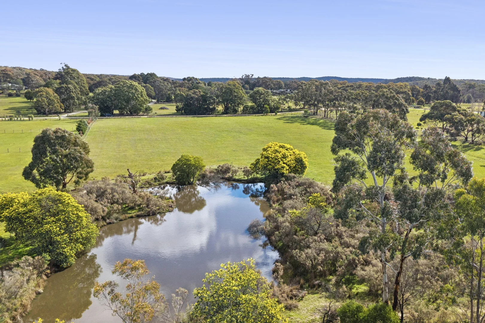301 Old Drummond Road - Image 3