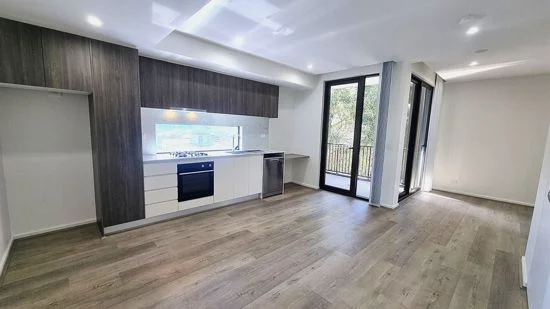 302 147 New Canterbury Road (1/1)