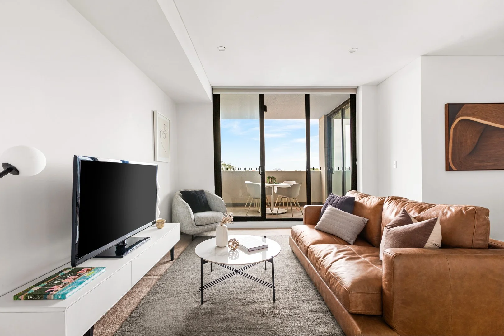 302/429-449 New Canterbury Road (Entry via Lewisham Street) (1/1)