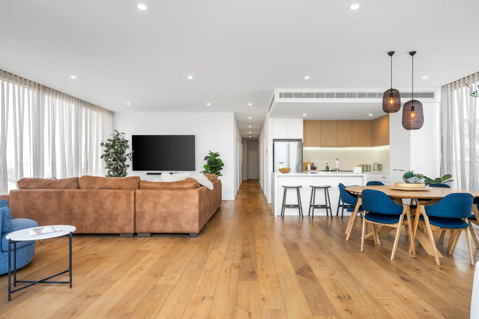 302/72-74 Newcombe Street - Image 3