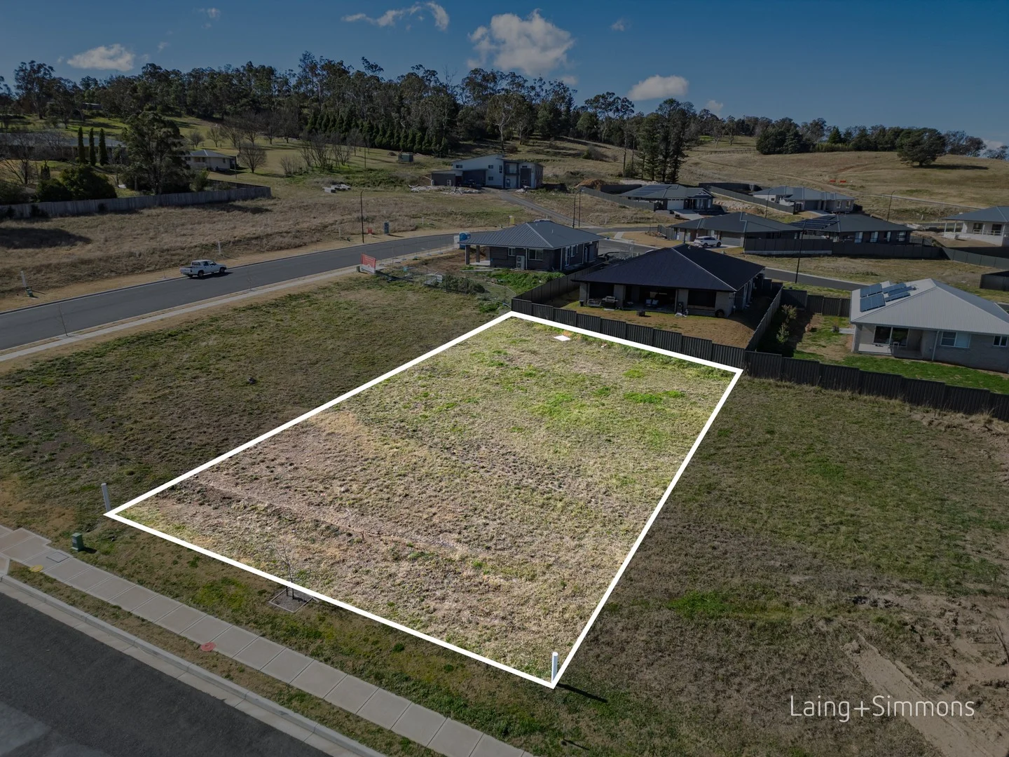 306/56 Cookes Road (1/3)