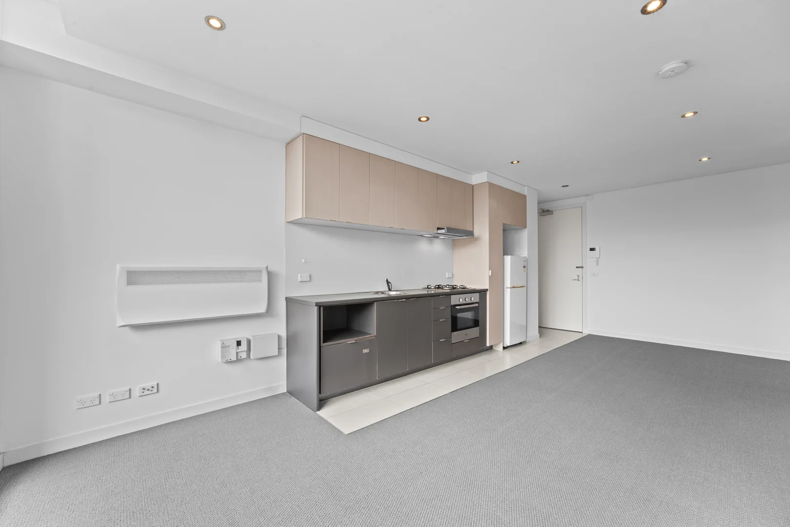306/67 Bouverie Street - Image 4