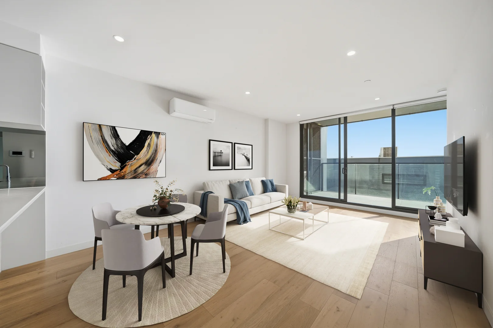 306/9 Red Hill Terrace - Image 2