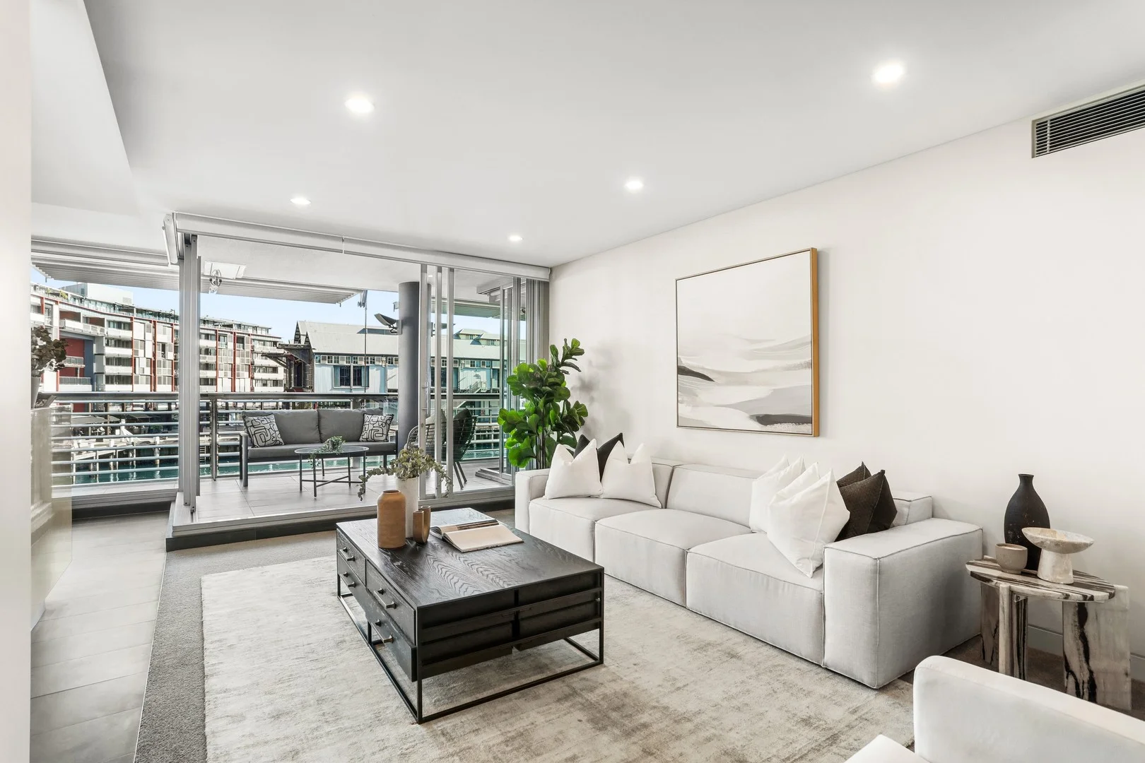 307/19 Hickson Road (1/1)