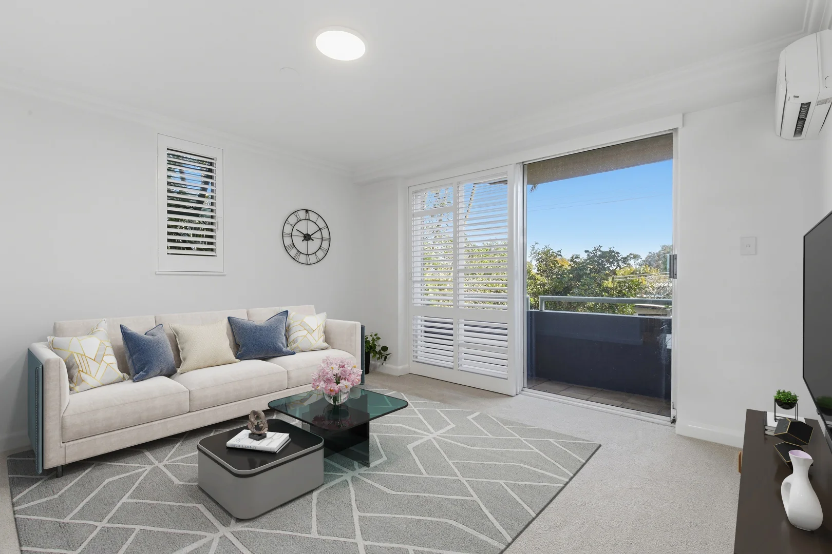 307/190 Swann Road - Image 3