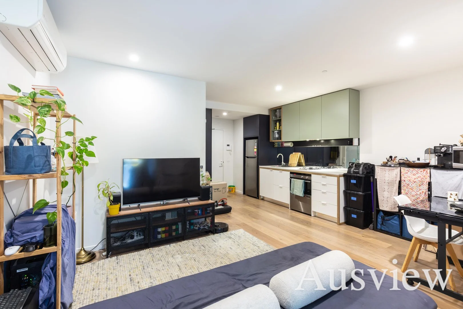 307/495 Rathdowne Street (1/13)