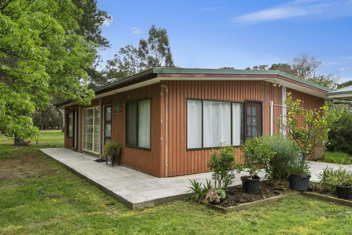 3077 Geelong Road - Image 5