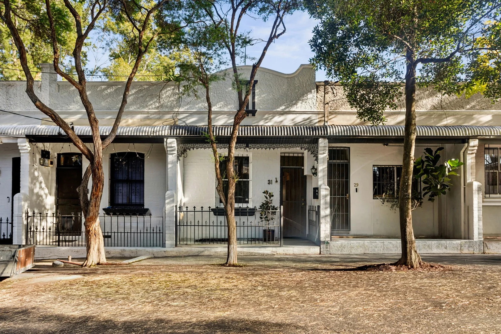 31 Knight Street (1/8)