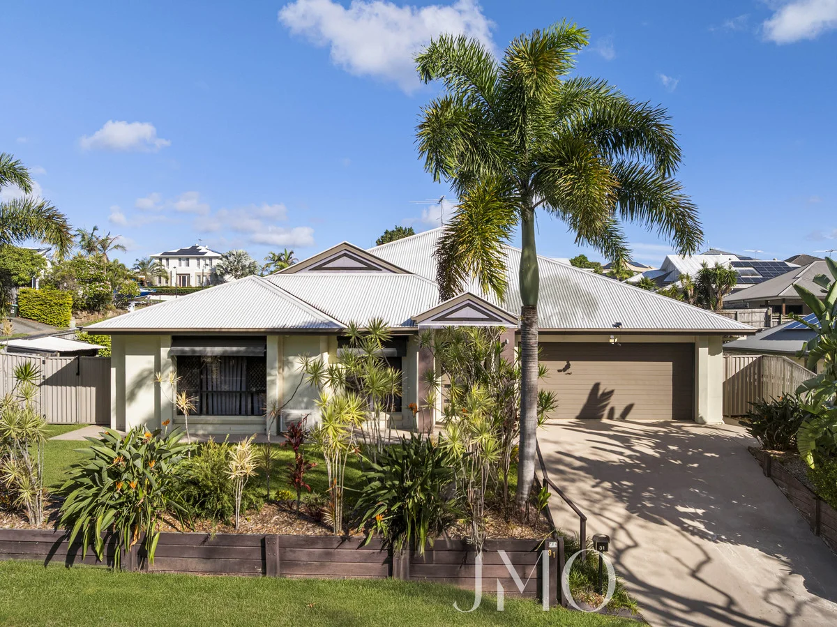 31 Maidenwell Road (1/33)