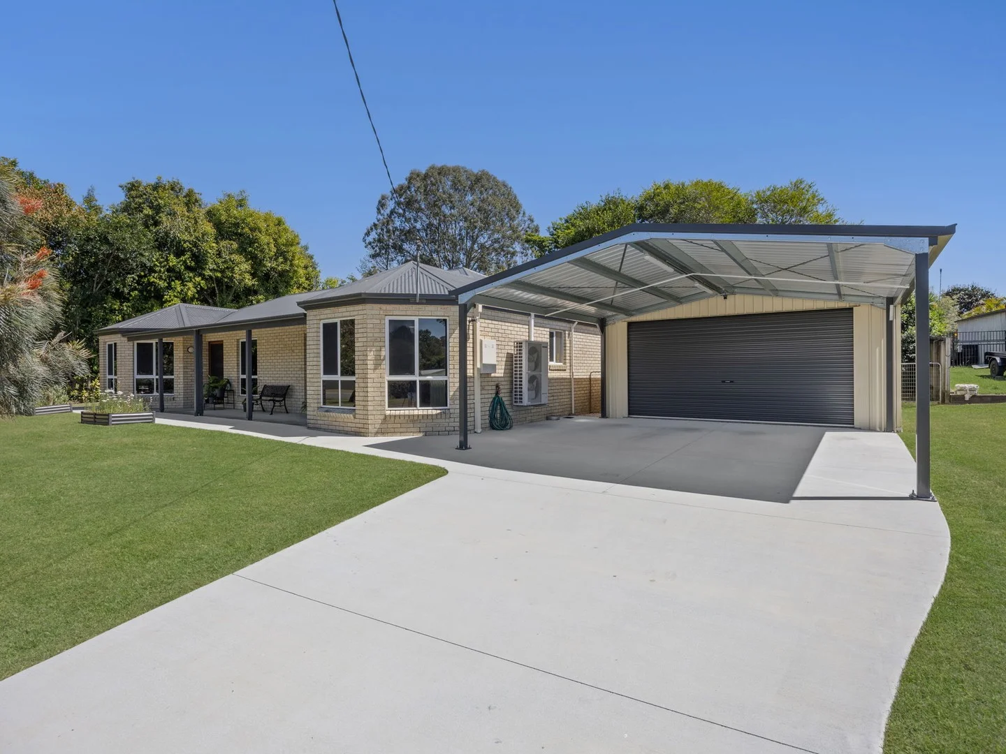 31 Parkview Road (1/24)
