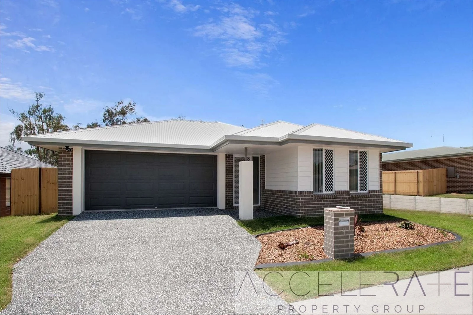 31 Sovereign Drive (1/14)