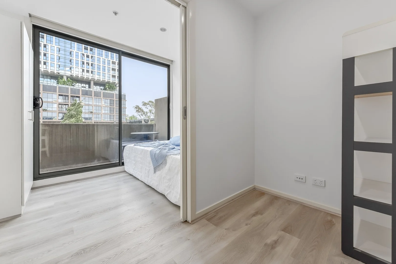 312/1 Wellington Road (1/8)