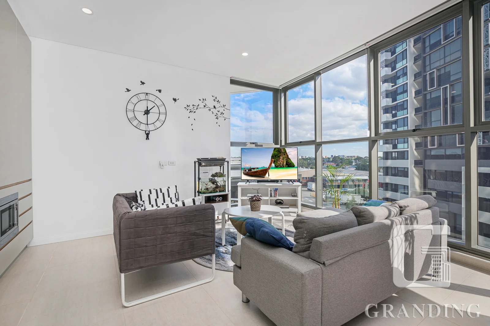 315/3 Carter Street (1/10)