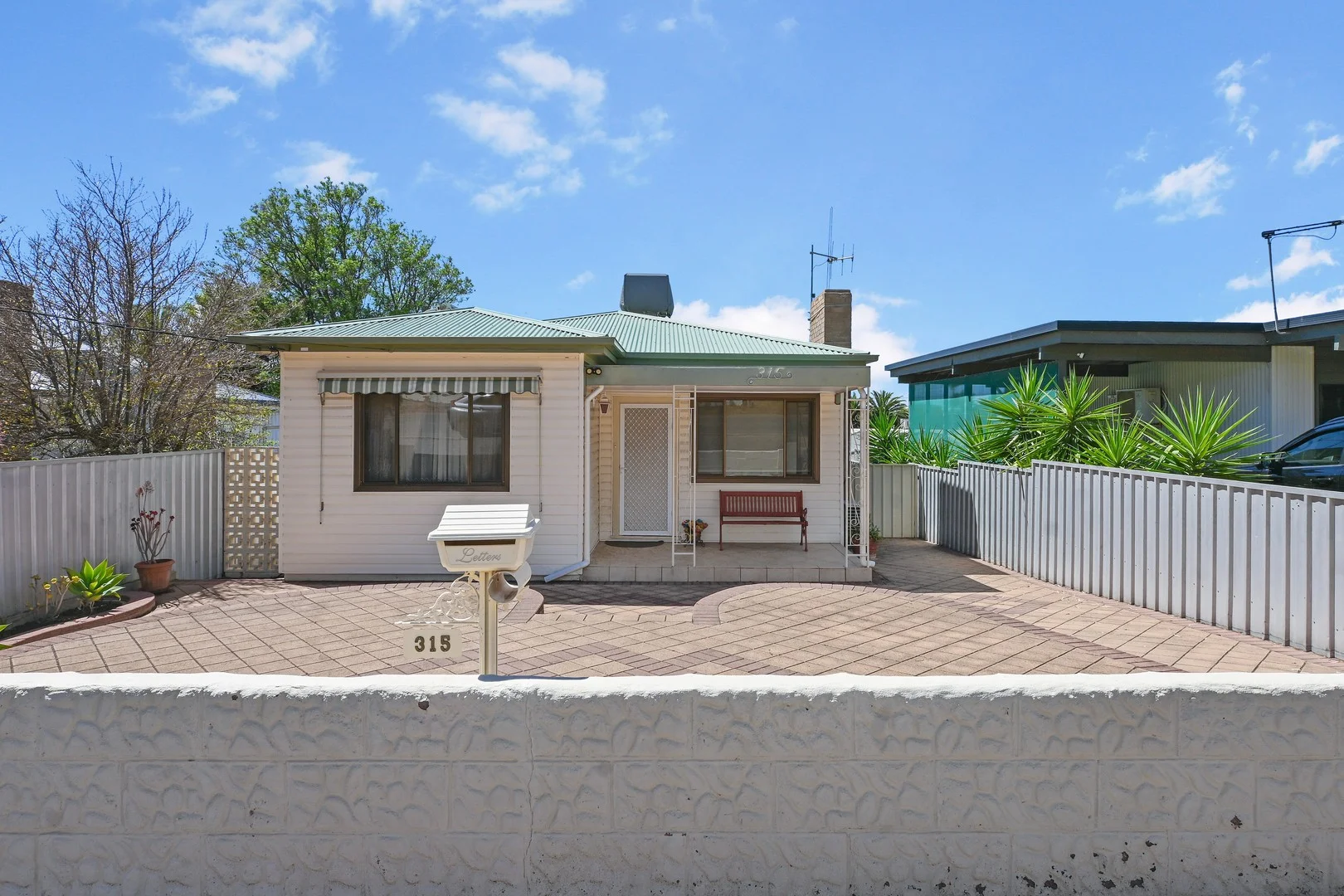 315 Wilson Street (1/15)