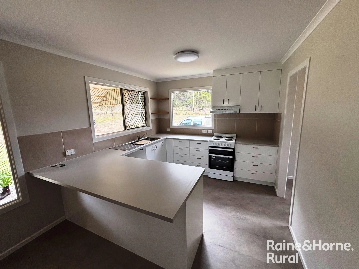 316 Wattlecamp road - Image 3