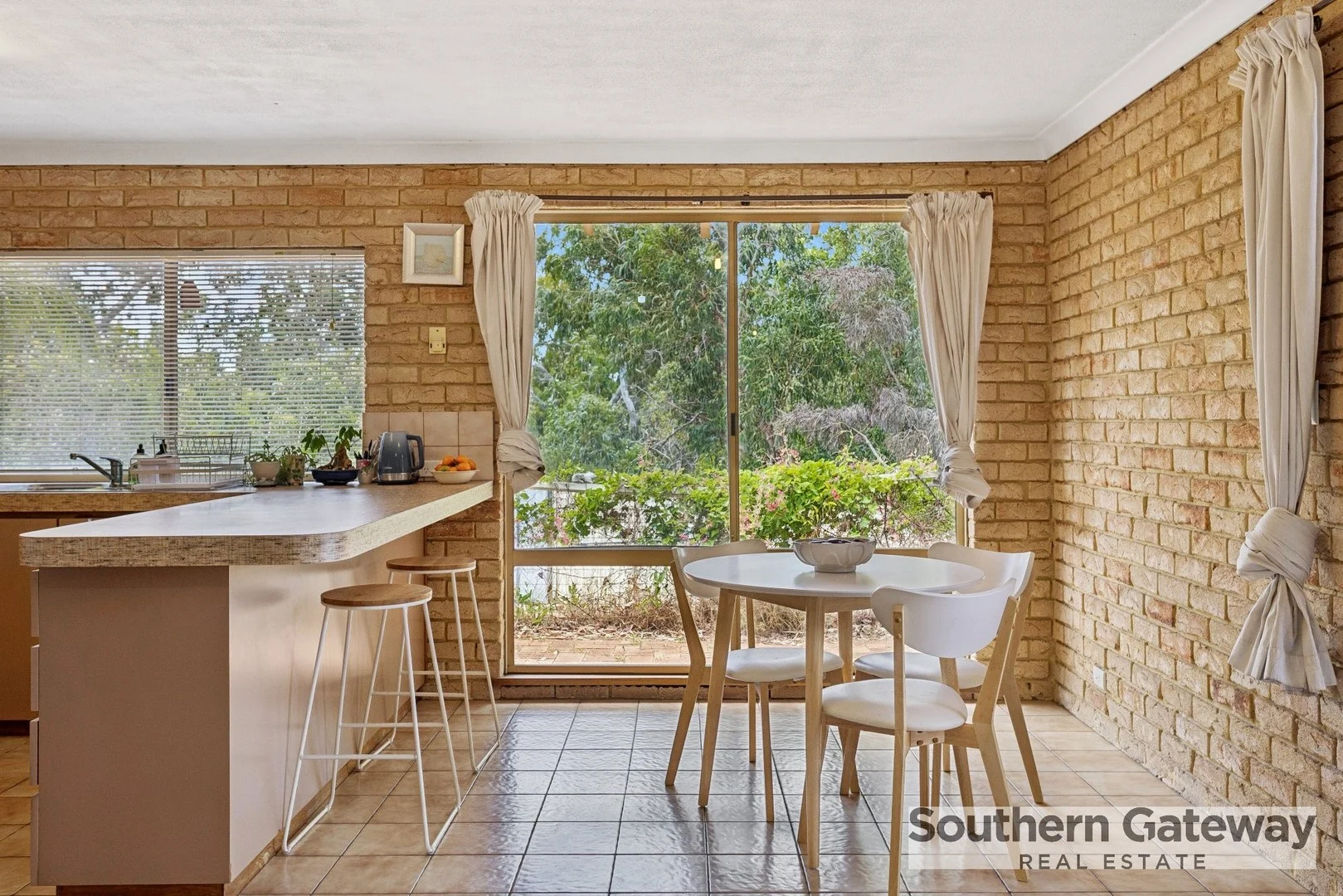 31B Winchester Way (1/24)
