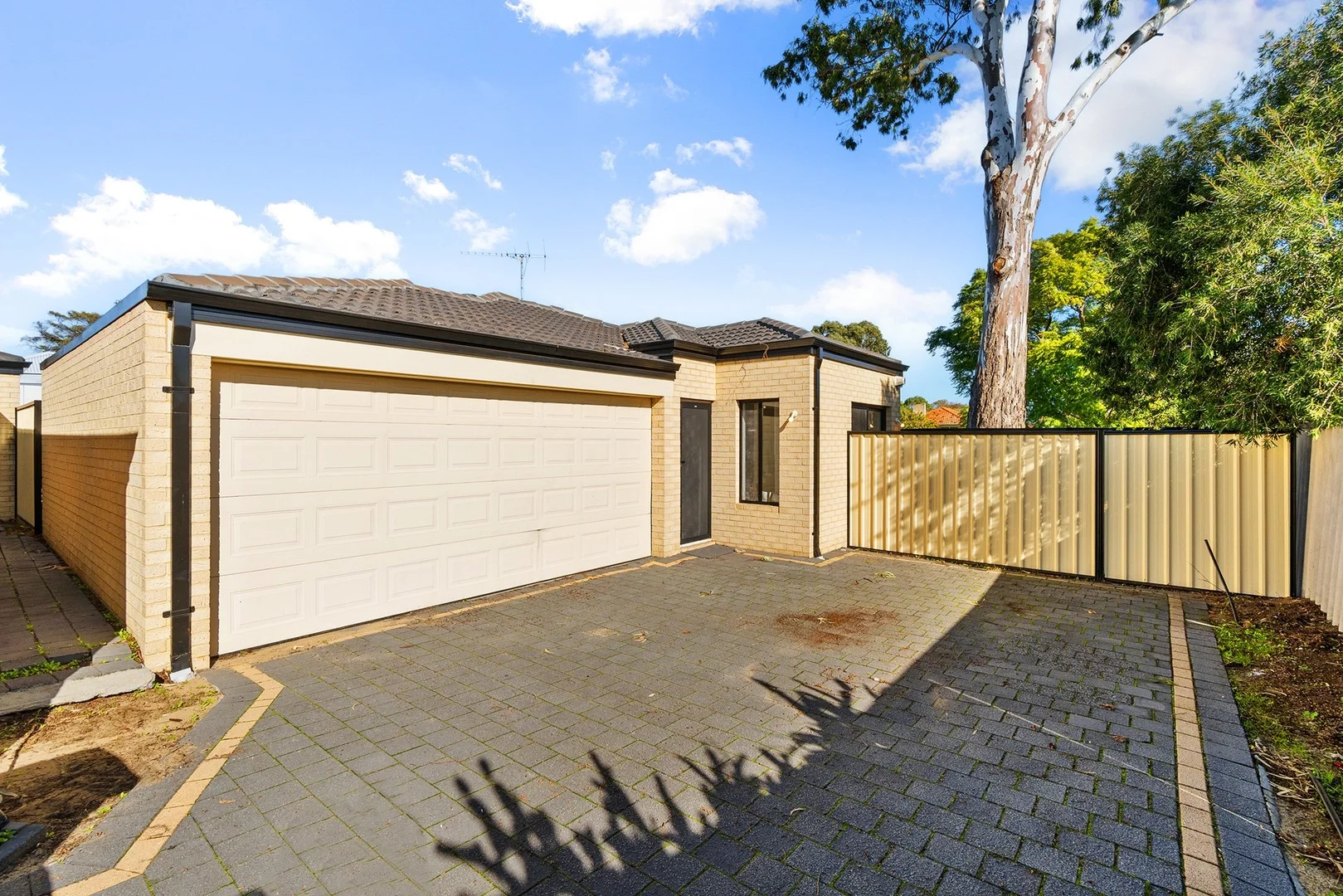 31C Mirrabooka Avenue (1/29)