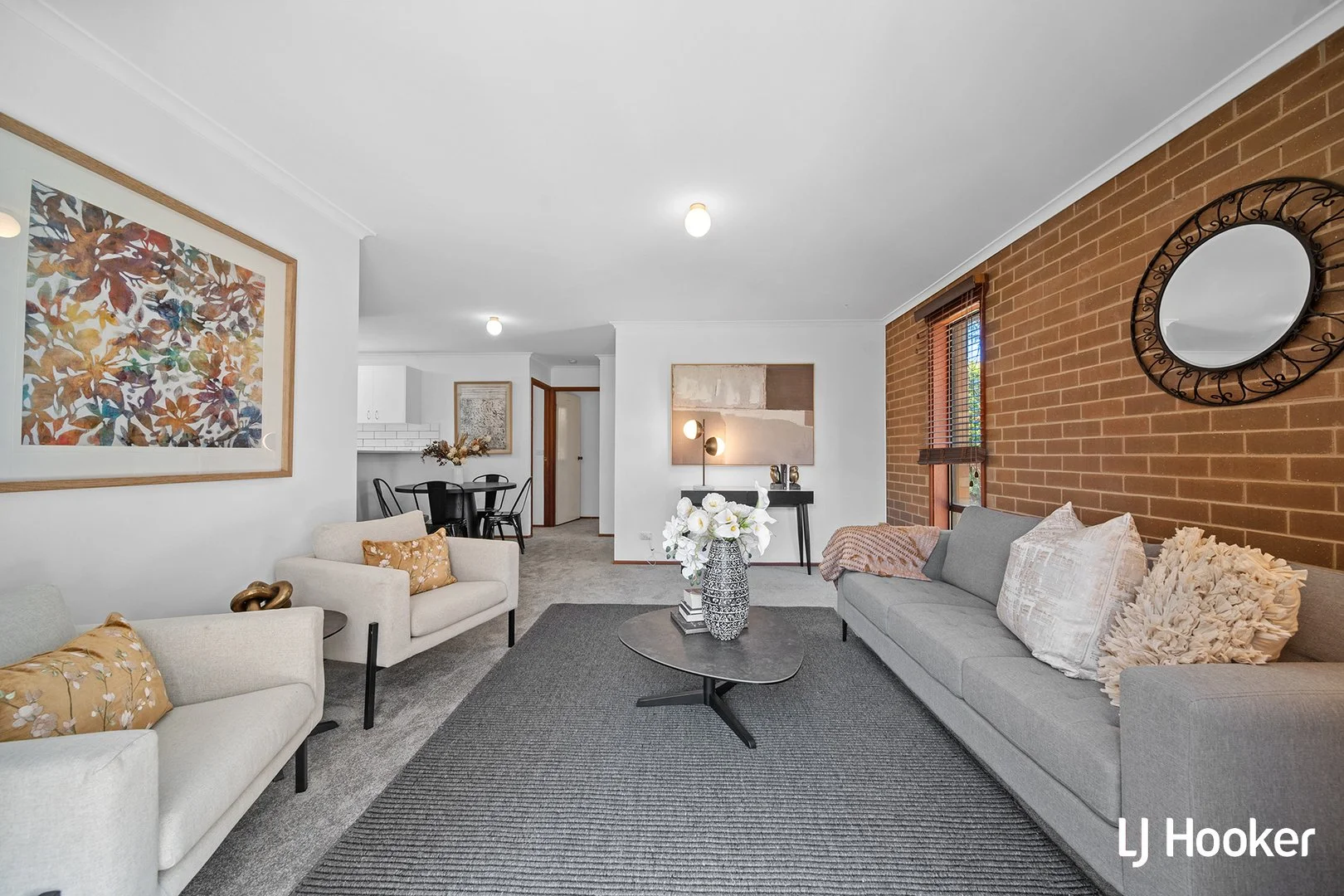 32/1 Playfair Place (1/12)