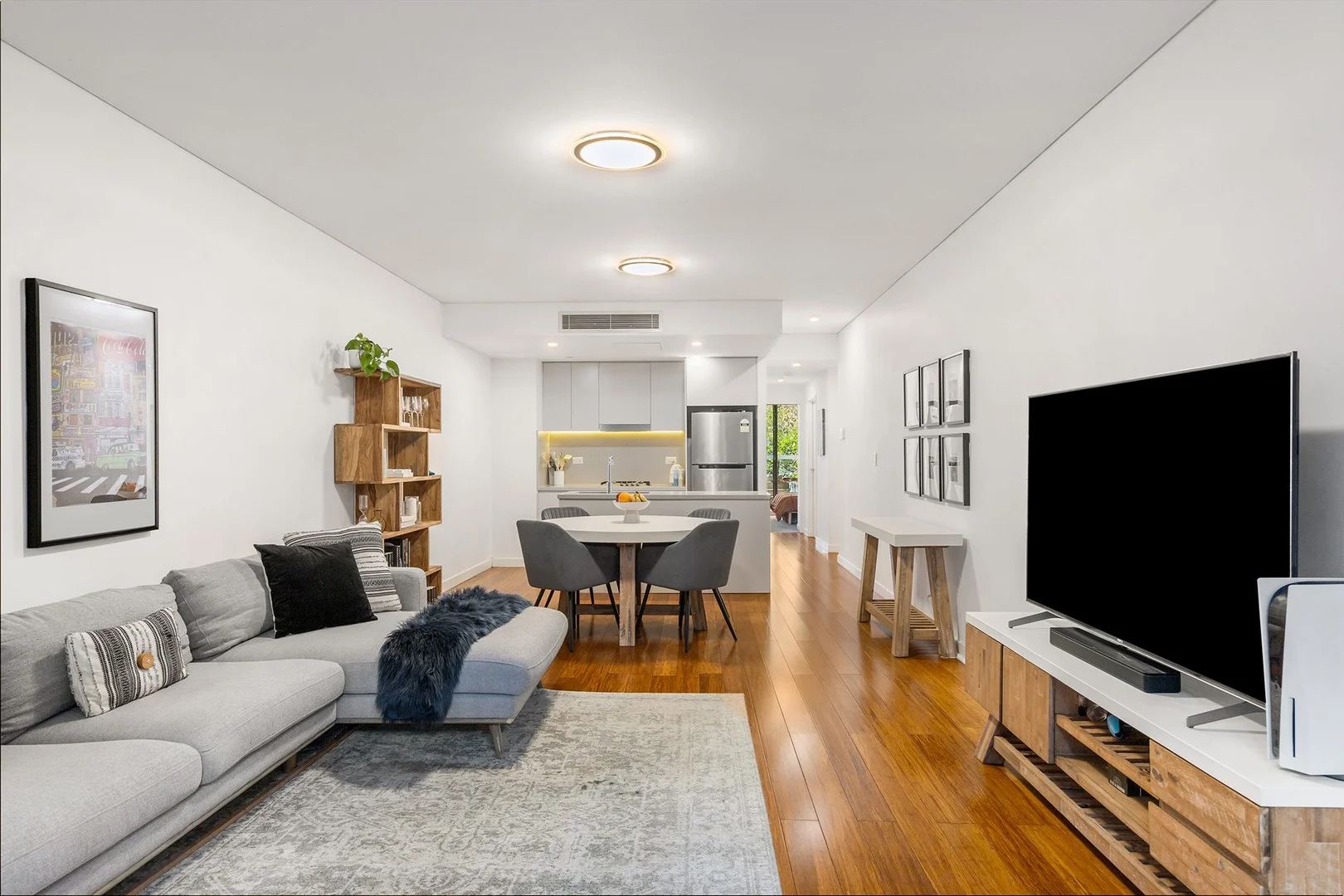 32/15B Porter Street (1/13)