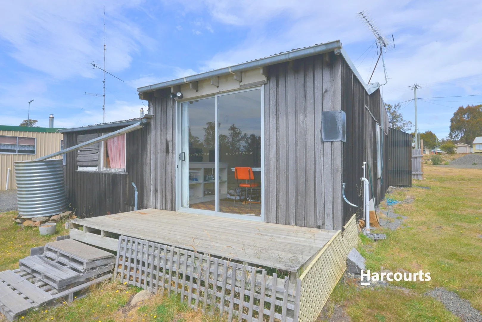 32 Arthurs Lake Road (1/1)