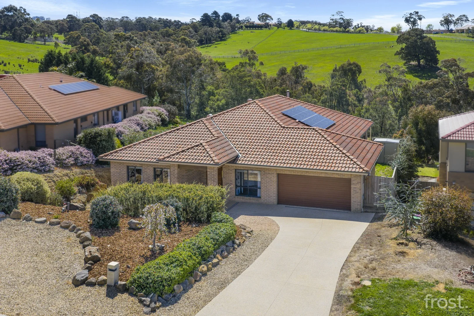 32 Aurina Drive (1/35)