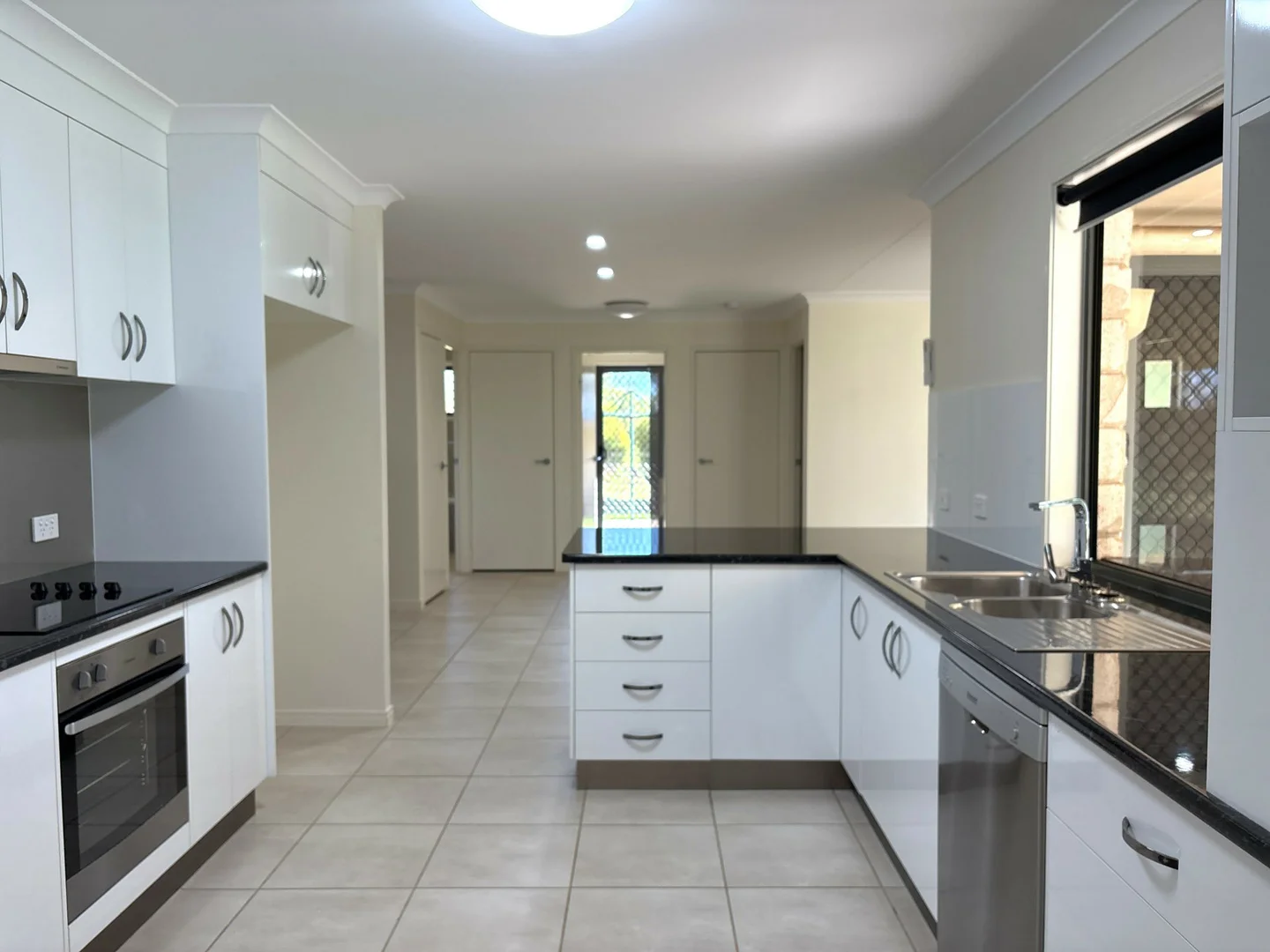 32 Belair Drive - Image 2