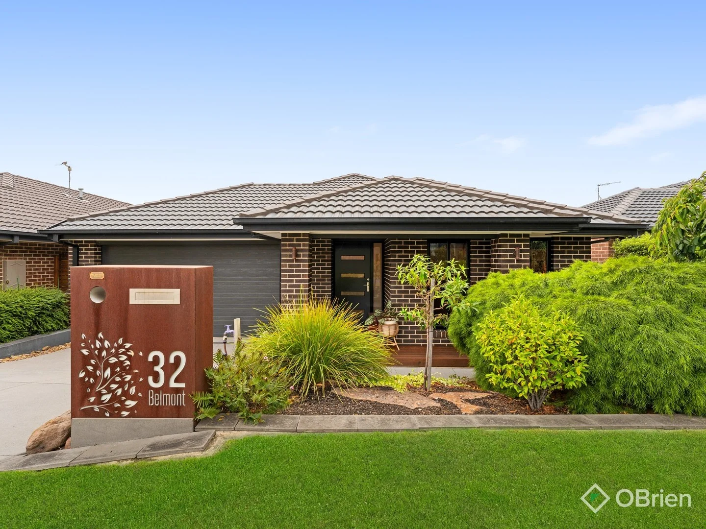 32 Belmont Crescent (1/12)