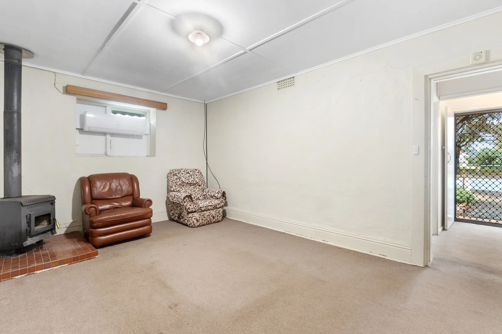 32 Diagonal Road - Image 4
