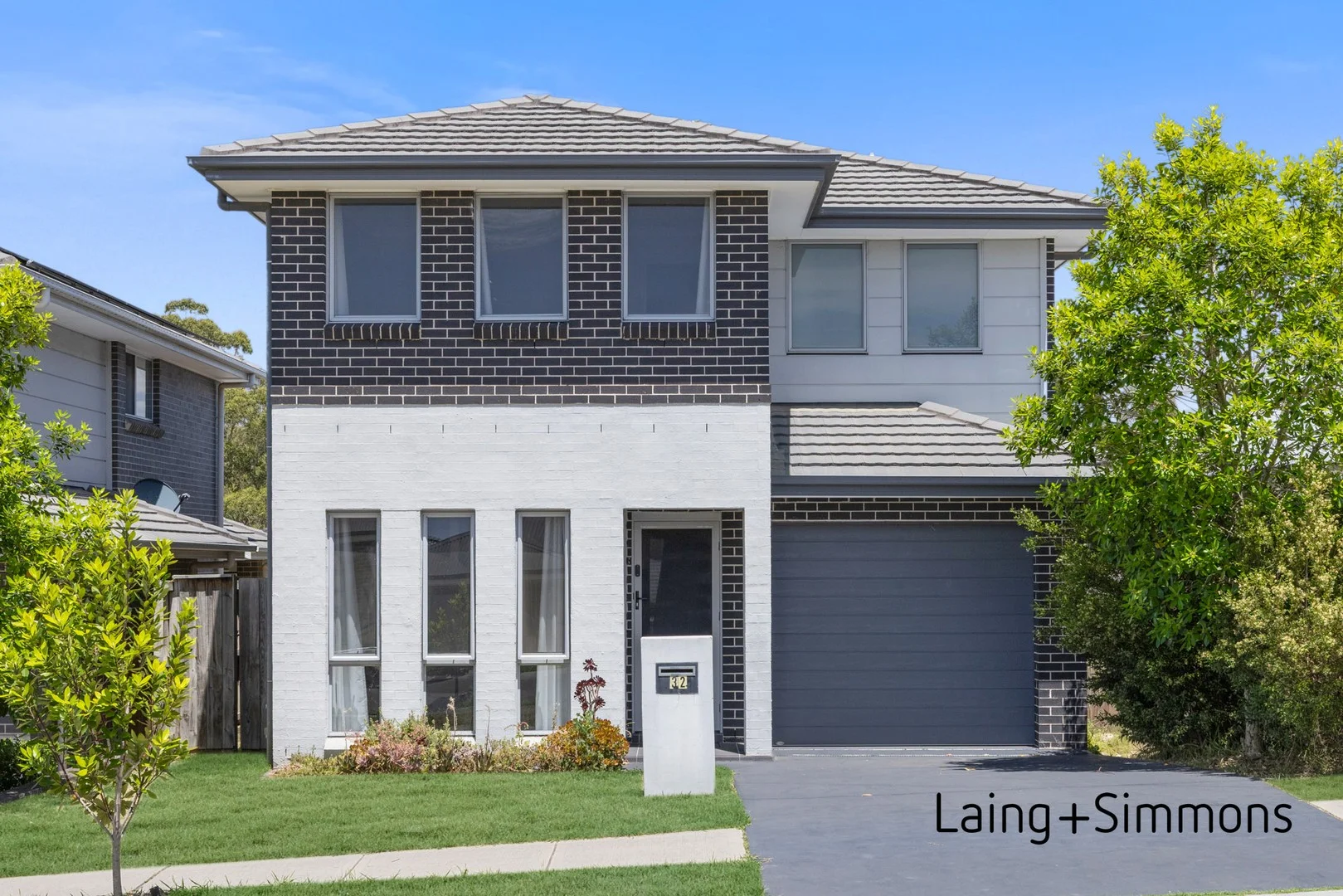 32 Lilburn Street (1/15)