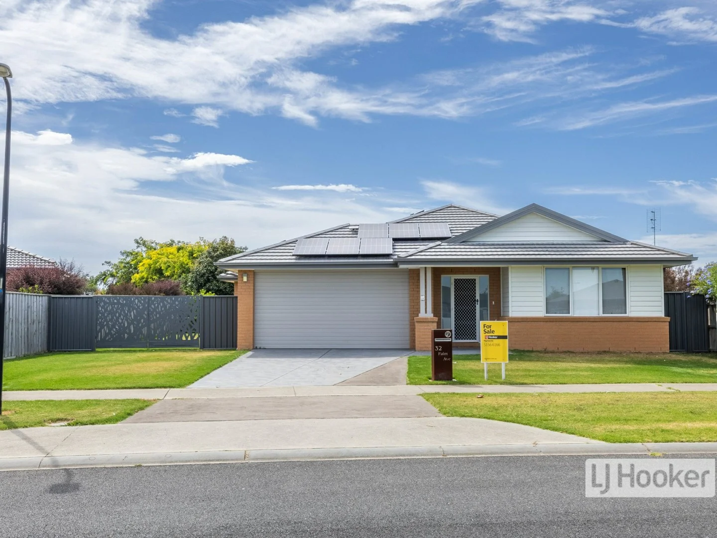 32 Palm Avenue (1/15)