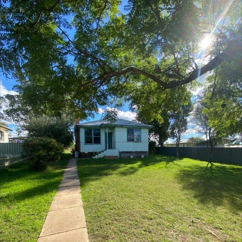 32 Wee Waa Street (1/1)