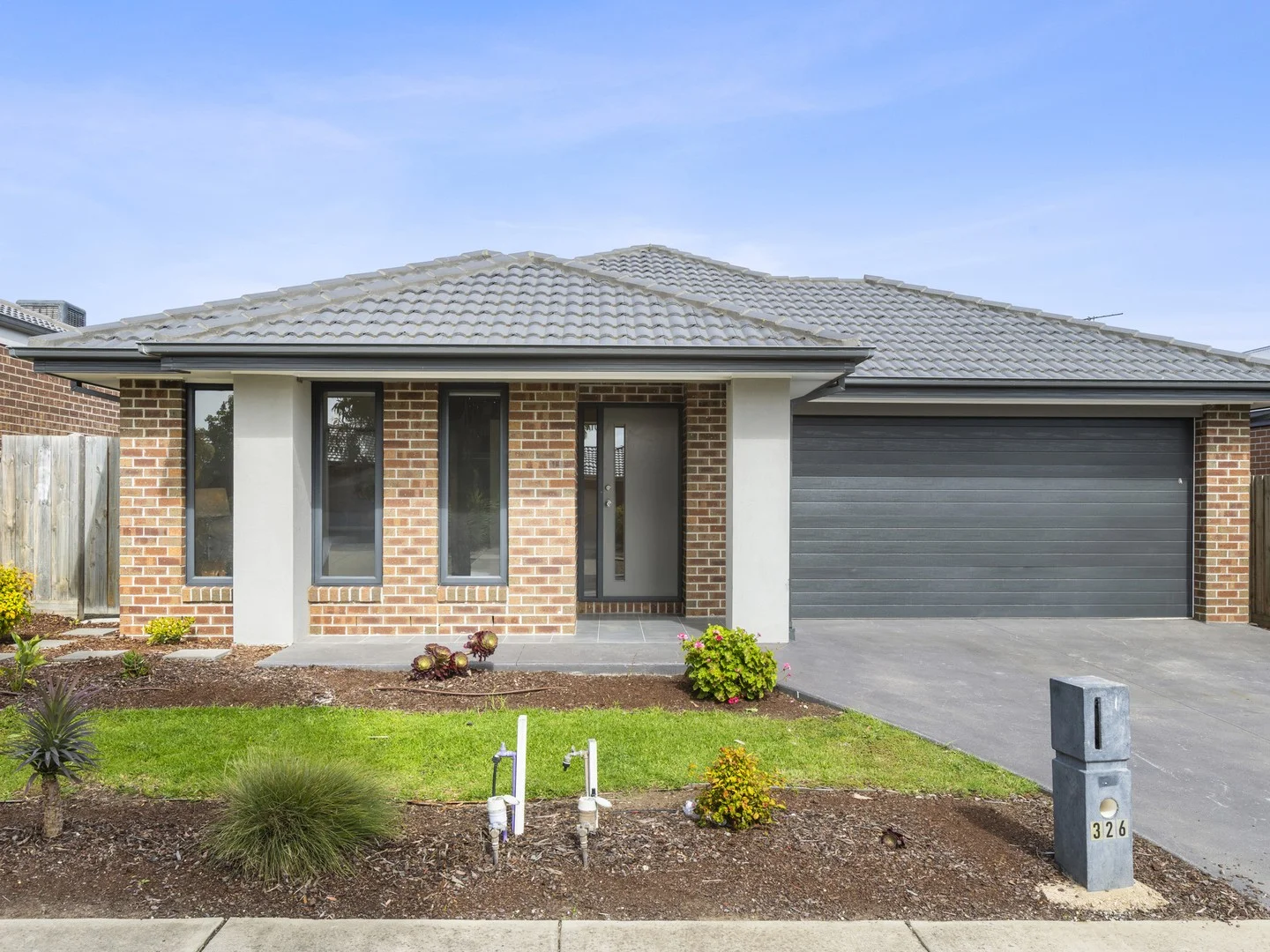 326 Charlemont Road (1/15)