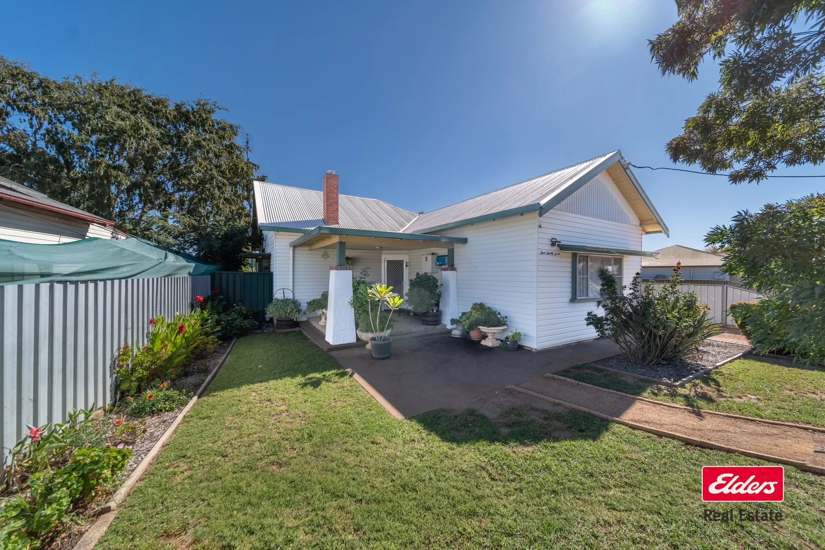 327 Macquarie Street (1/14)