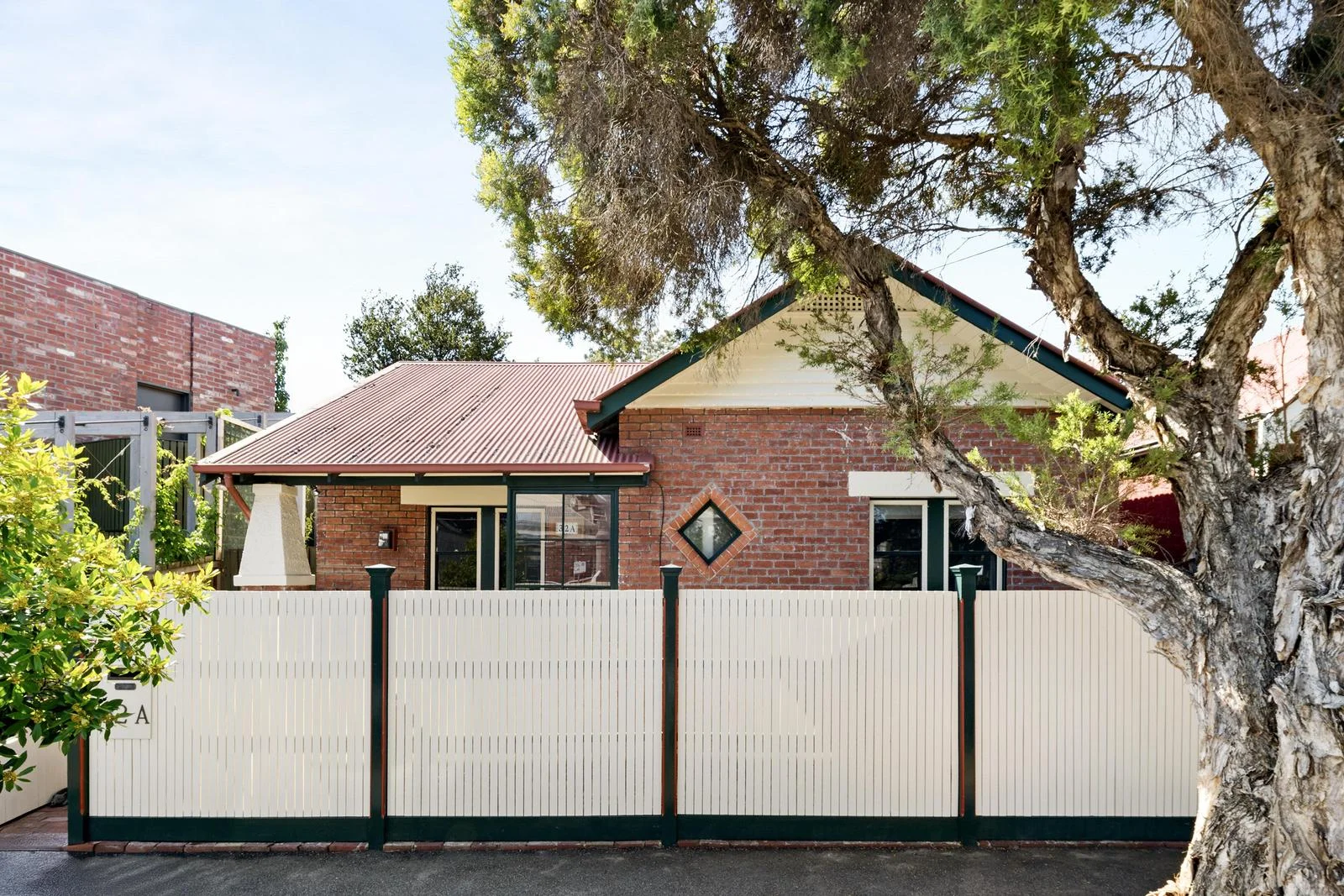 32a Spensley Street (1/1)