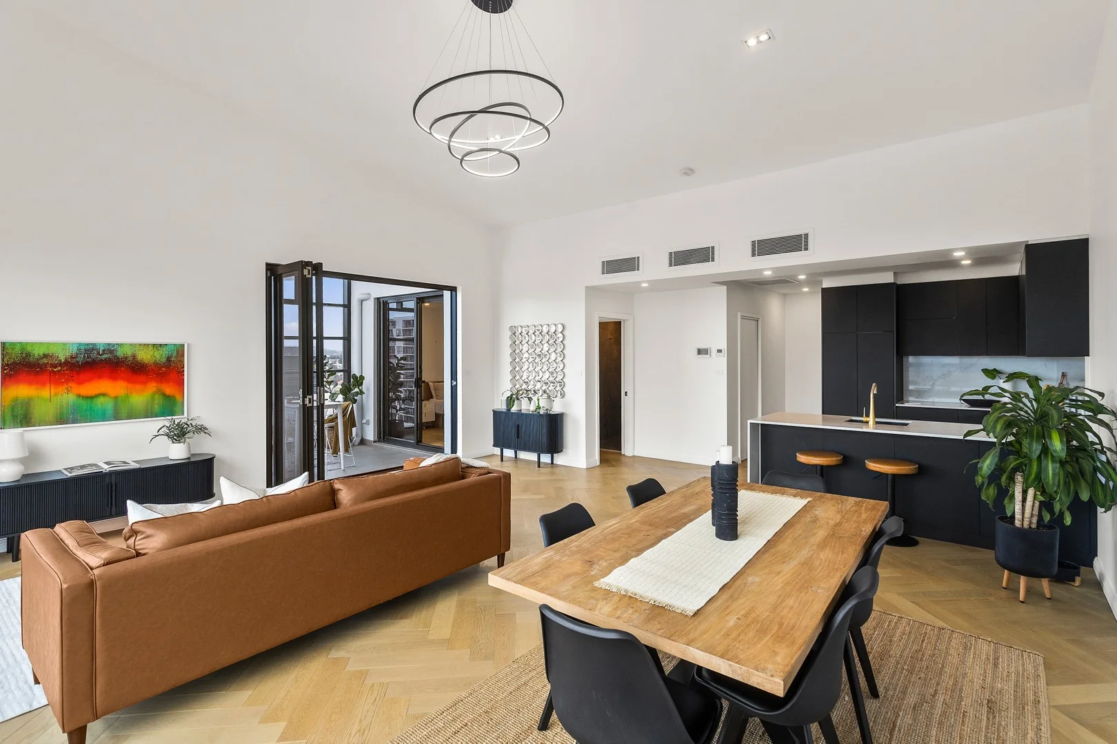 33/23 Market Street (1/14)