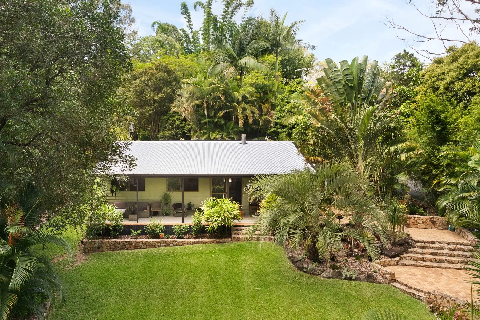 33 Bougainvillea Drive (1/23)