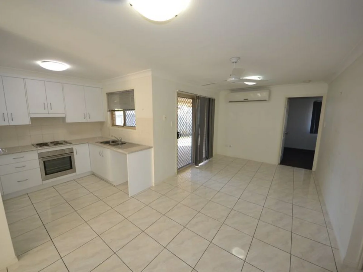 33 Corella Drive - Image 2