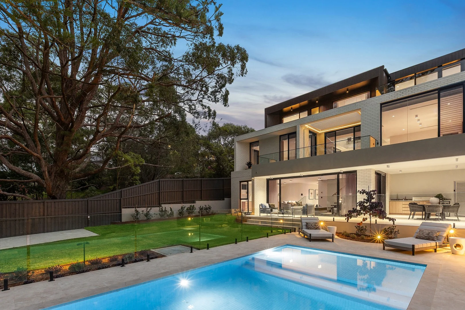 33 Griffith Avenue (1/19)