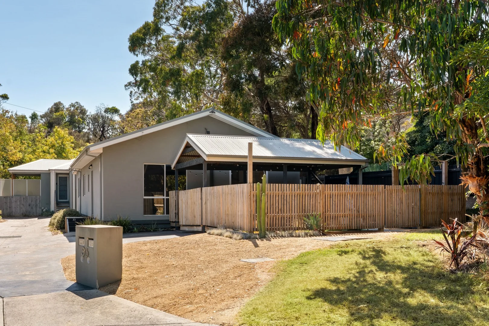 33 Highfield Road (1/17)