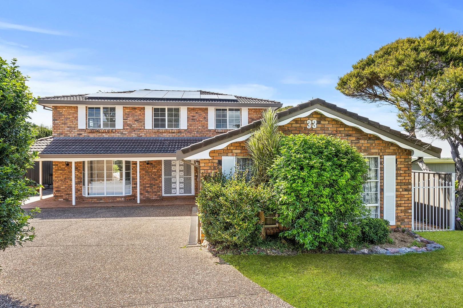 33 Hollings Drive (1/22)