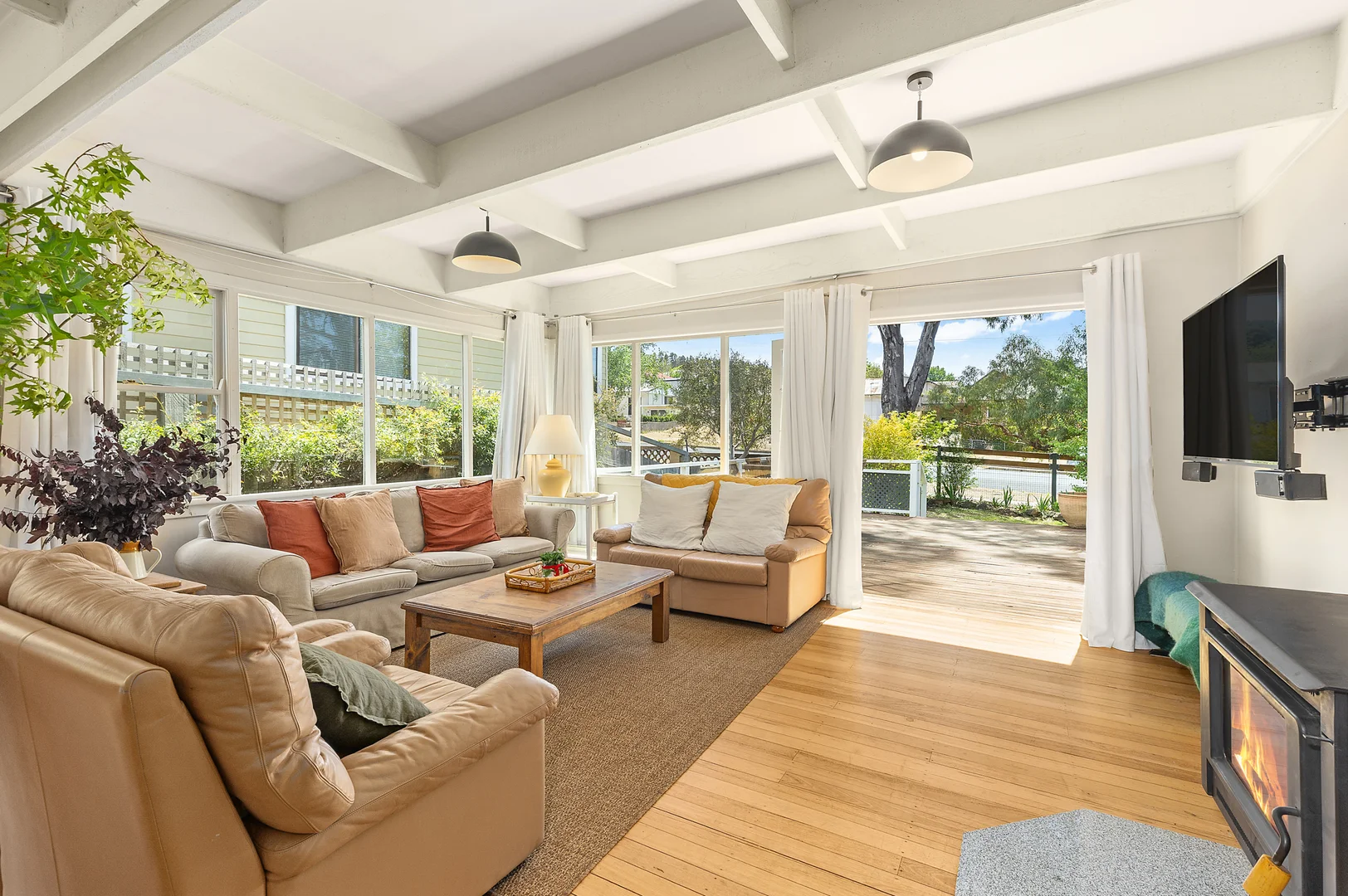 33 Massie Street (1/26)