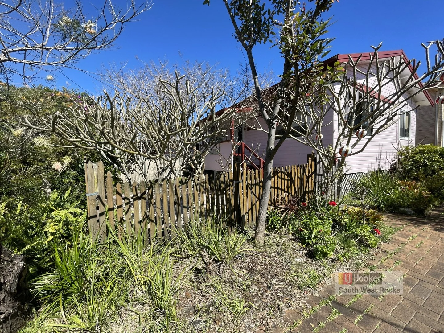 33 Mitchell Street (1/6)