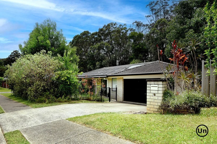 33 Worland Drive (1/23)