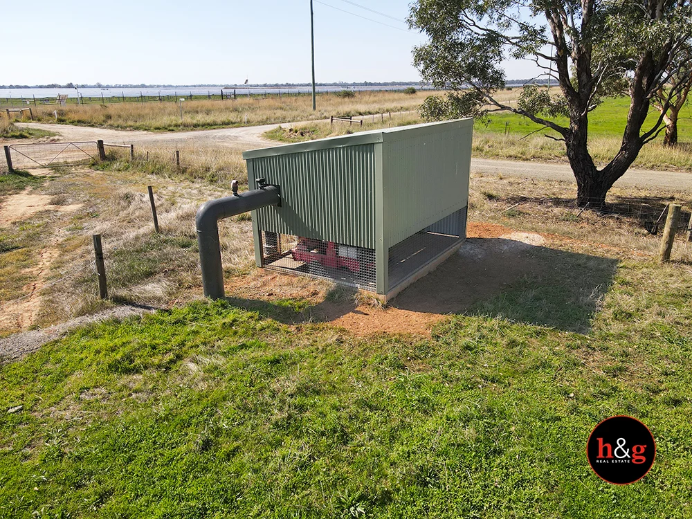 335 Rohan Road - Image 4