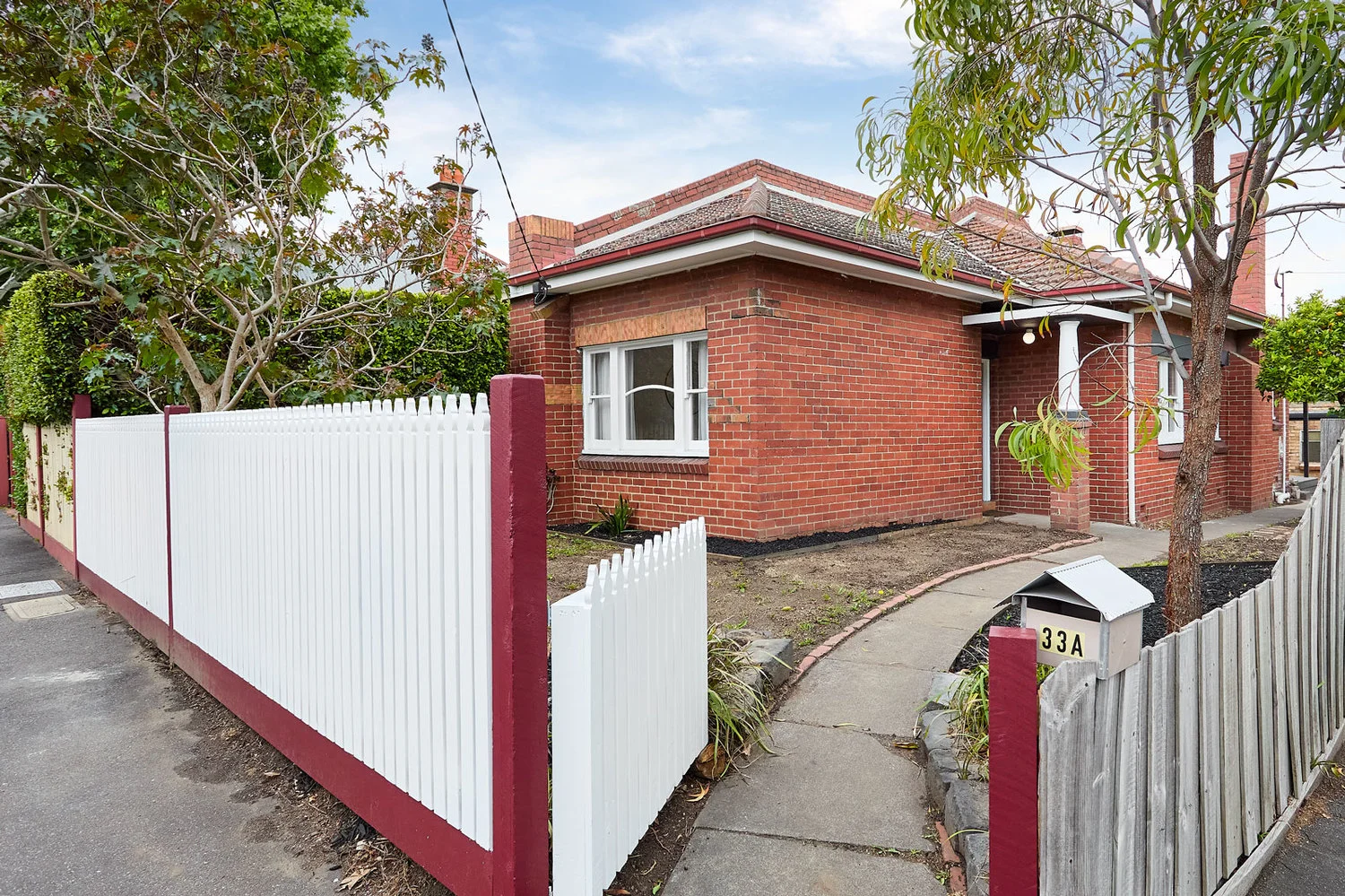 33a Kensington Road (1/1)