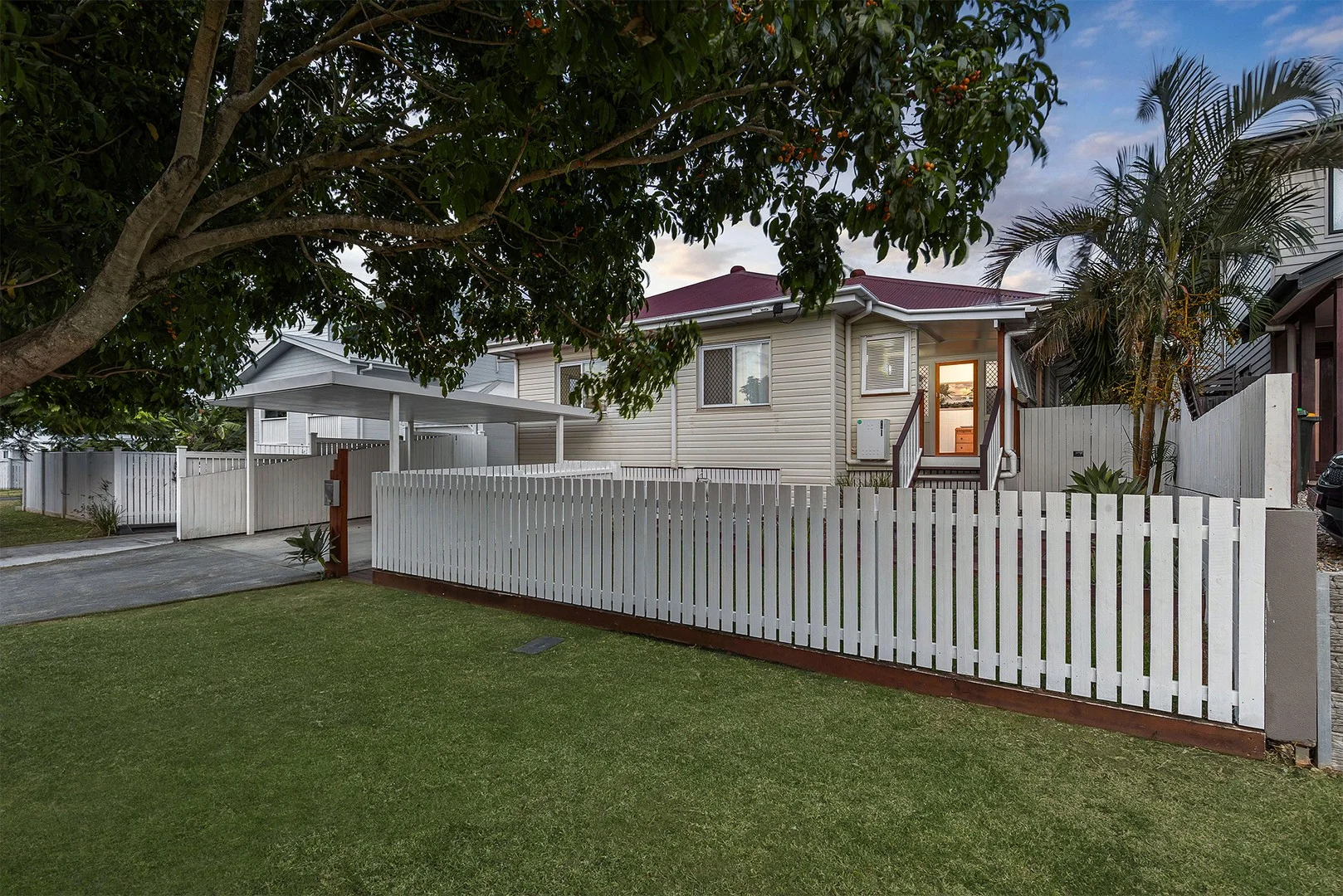 34 Templeton Street (1/23)