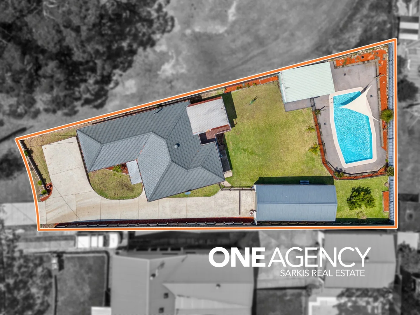 34 Valley View Crescent (1/22)