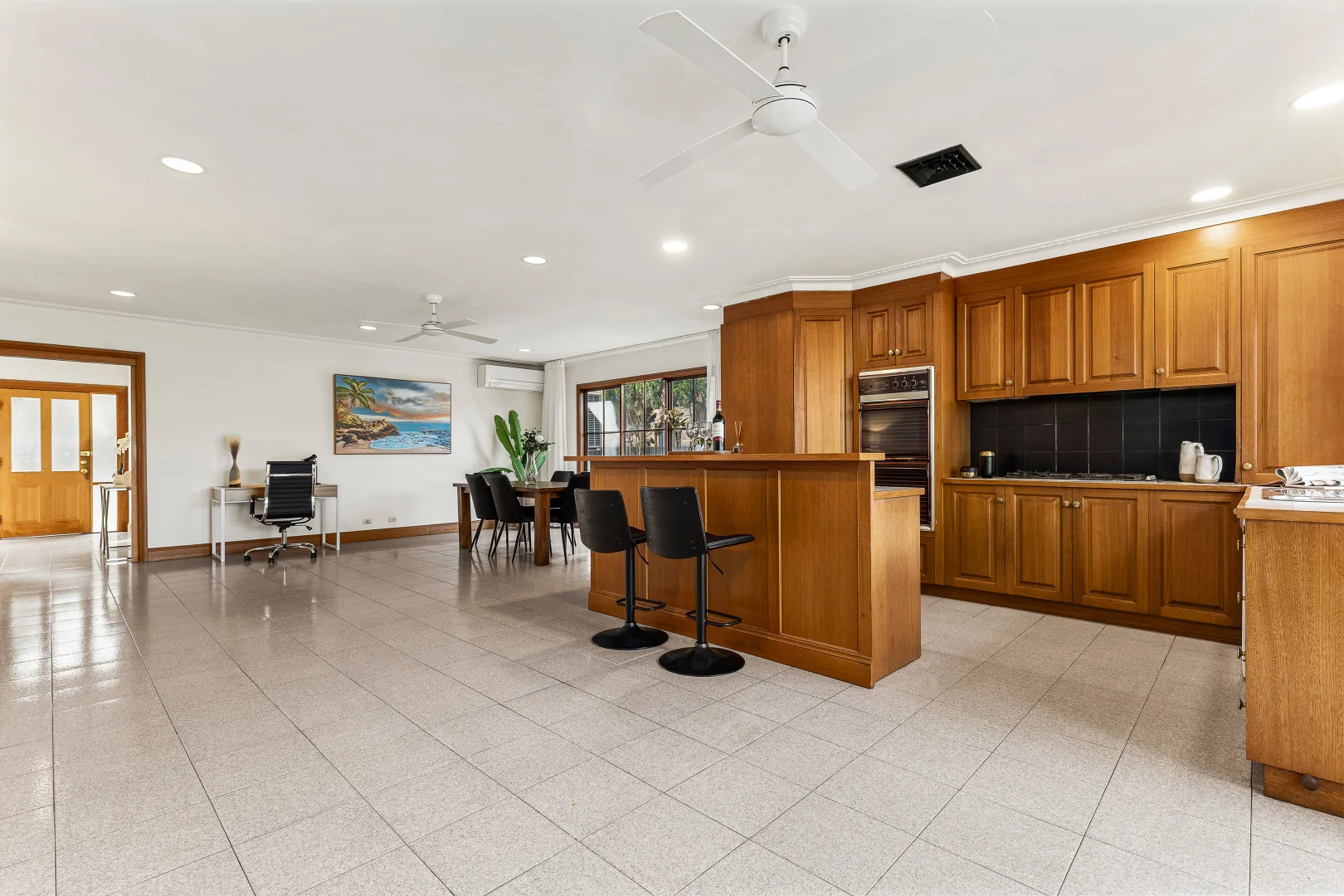 344 Huntingdale Road - Image 4