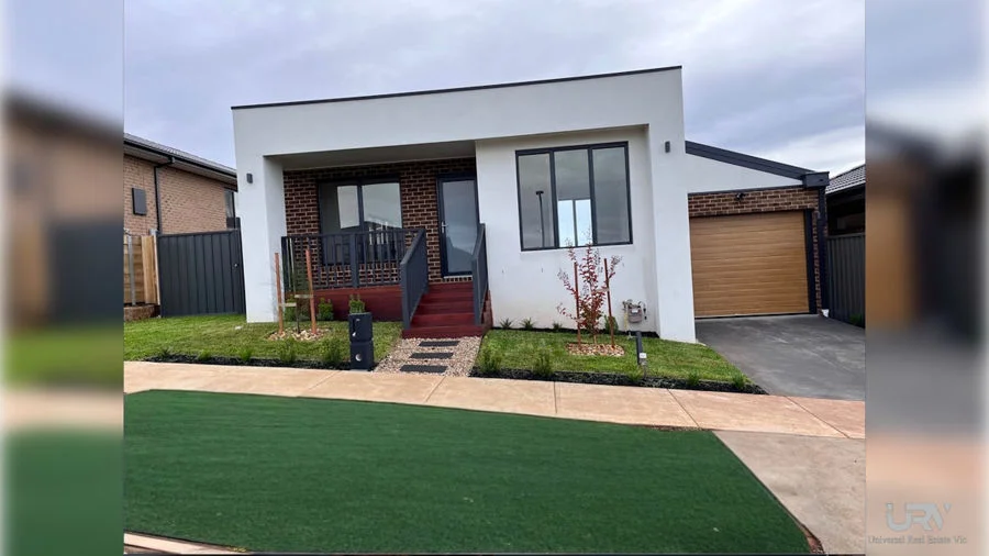 35 Gardenia Avenue (1/7)