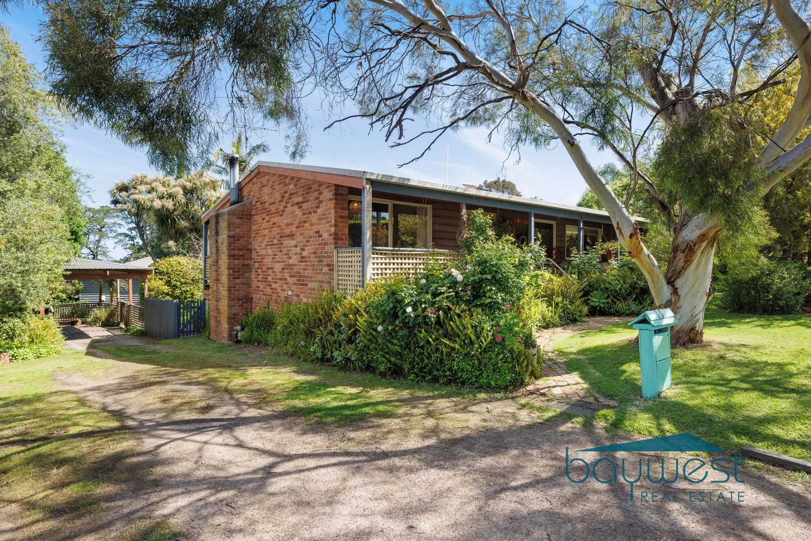 35 Pacific Drive (1/1)